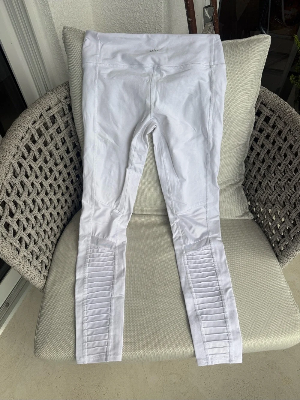 ALO Yoga White High-Waist Ribbed Panel Leggings